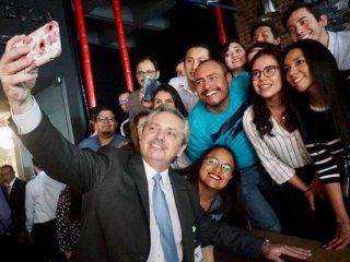 alberto fernandez visito las oficinas en mexico del administrador del grupo de whatsapp de empresarios macristas alberto fernandez visito las oficinas en mexico del administrador del grupo de whatsapp de empresarios macristas