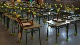 Su hijo tiene autismo y junta pelotas de tenis para hacerle más fácil la escuela Su hijo tiene autismo y junta pelotas de tenis para hacerle más fácil la escuela