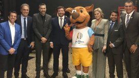 Oscar Ruggeri fue parte del sorteo como embajador de la Selección argentina Oscar Ruggeri fue parte del sorteo como embajador de la Selección argentina