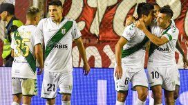 Luciano Lollo celebra su gol Luciano Lollo celebra su gol