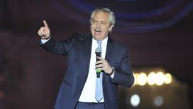 Alberto Fernández frenó a los militantes que cantaban contra el ex presidente Alberto Fernández frenó a los militantes que cantaban contra el ex presidente