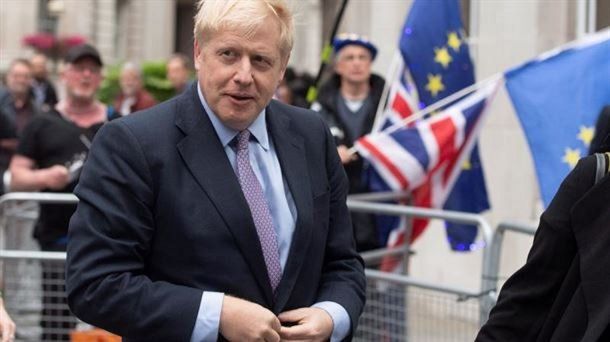 Boris Johnson, primer ministro del Reino Unido, estuvo en terapia intensiva por coronavirus