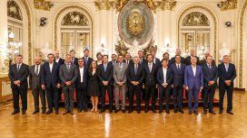 Tras una reunión, suspendieron por un año el pacto fiscal con las provincias Tras una reunión, suspendieron por un año el pacto fiscal con las provincias