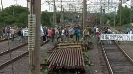 Levantaron la protesta y el corte de vías en el tren Roca: 300 mil afectados Levantaron la protesta y el corte de vías en el tren Roca: 300 mil afectados