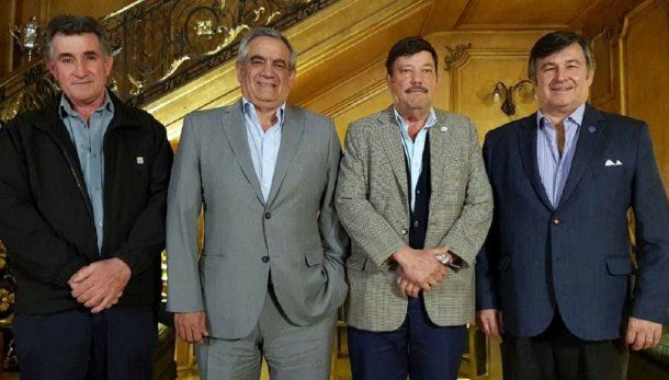 Las retenciones a las exportaciones de soja suben a 33%