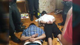 Detuvieron a dos delincuentes y terminó la toma de rehenes en San Telmo Detuvieron a dos delincuentes y terminó la toma de rehenes en San Telmo