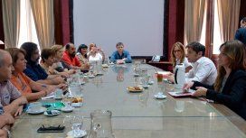 Kicillof recibió a los gremios docentes antes del inicio de la negociación salarial Kicillof recibió a los gremios docentes antes del inicio de la negociación salarial