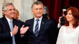 Dirigentes y funcionarios de todo el arco político recibieron al 2020 en sus redes sociales Dirigentes y funcionarios de todo el arco político recibieron al 2020 en sus redes sociales
