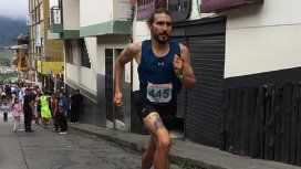 VIDEO: Escándalo con un corredor que pateó violentamente a un perro durante una competencia VIDEO: Escándalo con un corredor que pateó violentamente a un perro durante una competencia