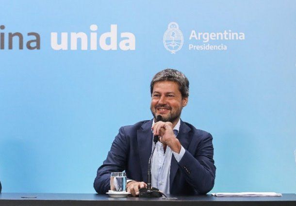 Mat&iacute;as Lammens, ministro de Turismo y Deportes de la Naci&oacute;n: clubes de barrio y sociedades de fomento quedan exentos del corte de servicios por falta de pago