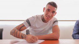Centurión firmó el contrato a préstamo con Vélez Centurión firmó el contrato a préstamo con Vélez