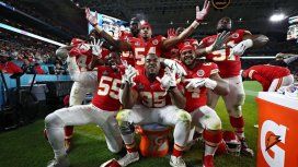 Kansas City Chiefs se quedó con el Super Bowl LIV Kansas City Chiefs se quedó con el Super Bowl LIV