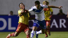 Vélez sufrió en la altura de Quito ante Aucas Vélez sufrió en la altura de Quito ante Aucas