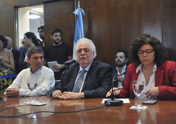 Ginés González García confirmó un caso de coronavirus en Argentina