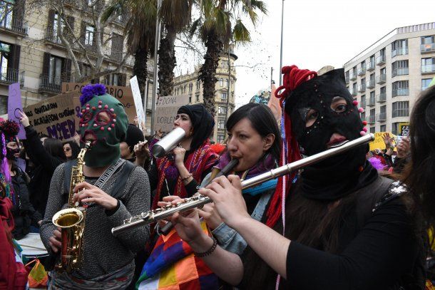 Marcha por el 8M - Día Internacional de la Mujer en Barcelona