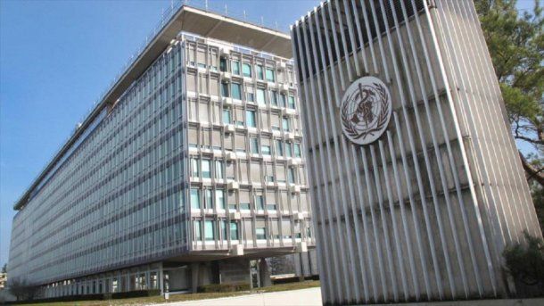 La Organización Mundial de la Salud informa vía WhatsApp sobre el coronavirus