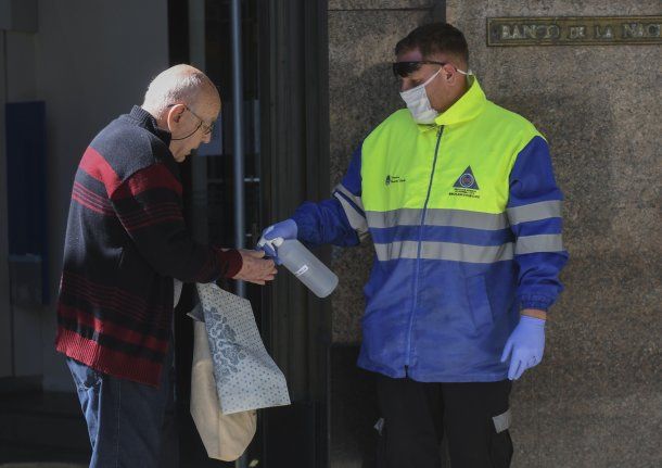 Ciudad de Buenos Aires: adultos mayores solo podrán circular con un permiso