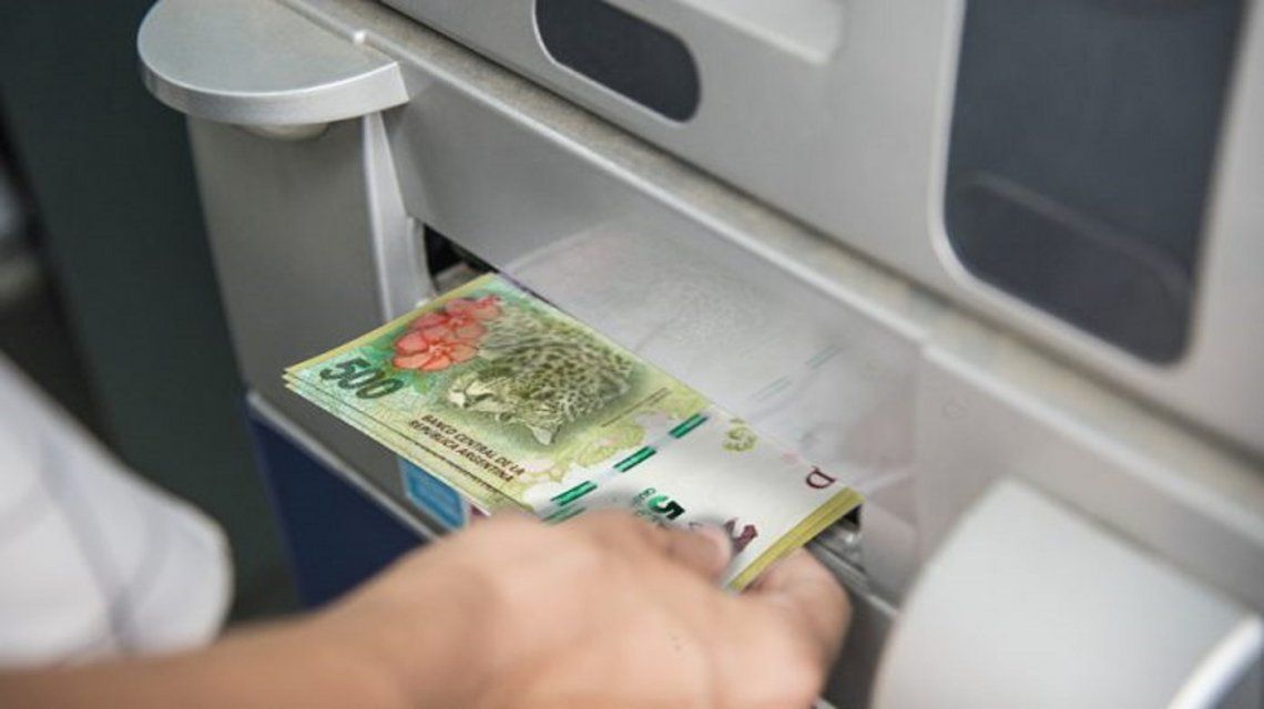 Semana Santa: los bancos deben garantizar la disponibilidad de dinero en los cajeros