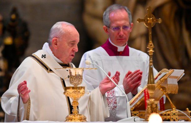 El papa Francisco celebró una atípica misa de Domingo de Resurrección