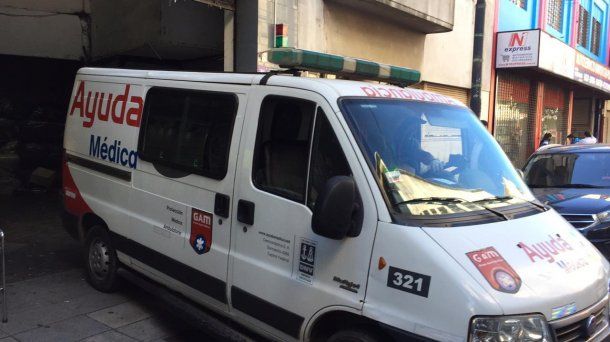 Policía de la Ciudad detuvo a una banda que utilizaba una ambulancia para trasladar pantuflas en pleno aislamiento obligatorio