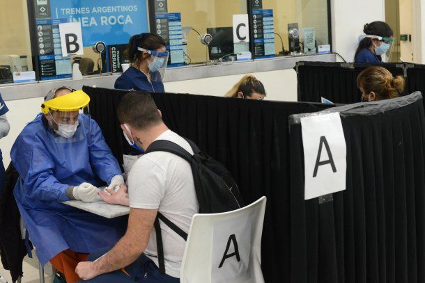 Los 400 testeos rápidos de coronavirus realizados este viernes en Constitución dieron negativo