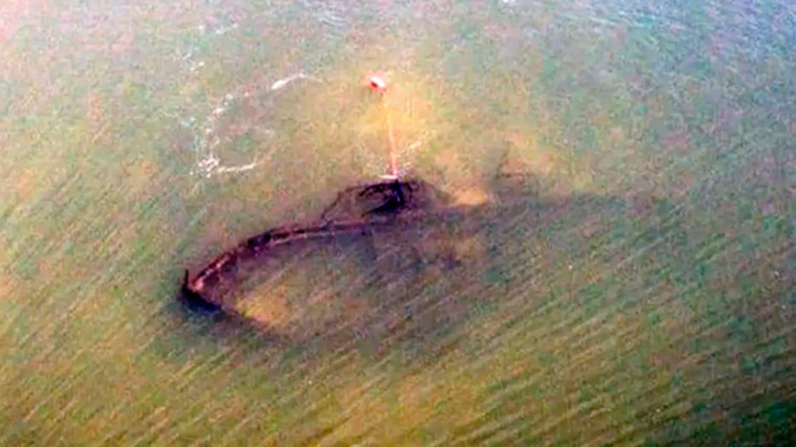 Por la bajante del río Paraná se descubrió un barco hundido desde hace más de cien años