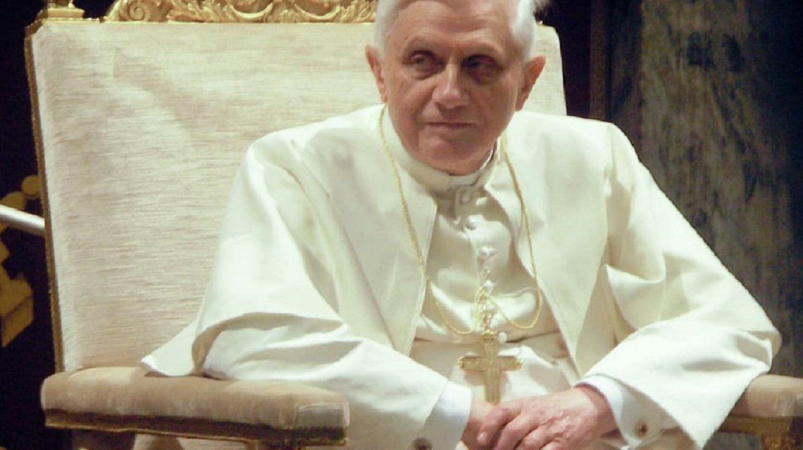 Benedicto XVI comparó al matrimonio homosexual con el “anticristo”