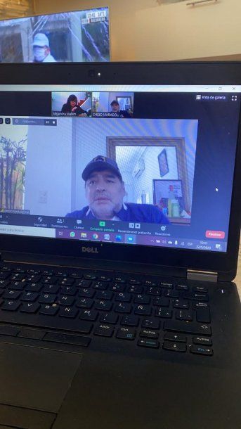 Diego Maradona mantuvo una video conferencia con Alejandra Malem de C5N y minutouno.com