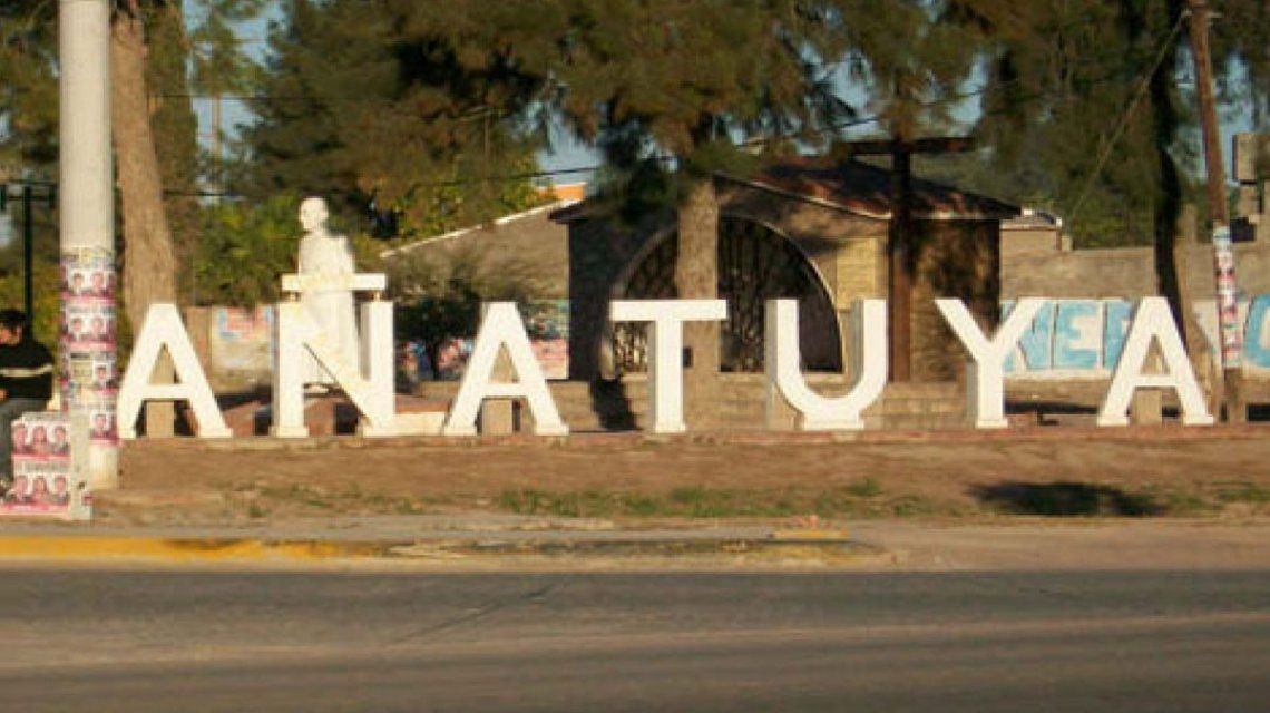 Santiago del Estero: en plena cuarentena hicieron una fiesta de 15 a una cuadra de la comisaría Santiago del Estero: en plena cuarentena hicieron una fiesta de 15 a una cuadra de la comisaría