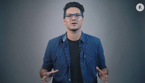 Fabricio Ballarini es parte del portal Filo News como divulgador científico