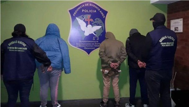 "Alcohol en gel del fuerte", la contraseña para vender drogas con un local de artículos de limpieza como pantalla