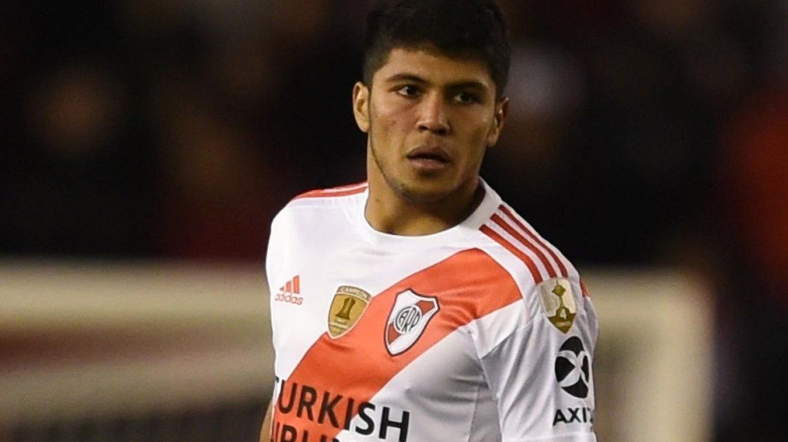 La travesía de un jugador de River para volver a Argentina: casi 20 horas de viaje y cruzar la frontera a pie La travesía de un jugador de River para volver a Argentina: casi 20 horas de viaje y cruzar la frontera a pie