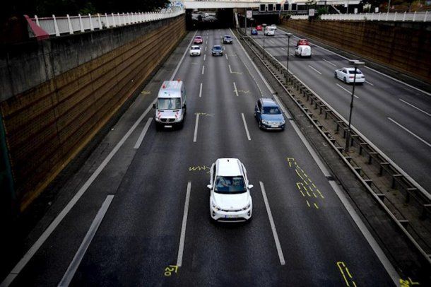 Un hombre provocó varios accidentes con su vehículo en una autopista que atraviesa Berlín