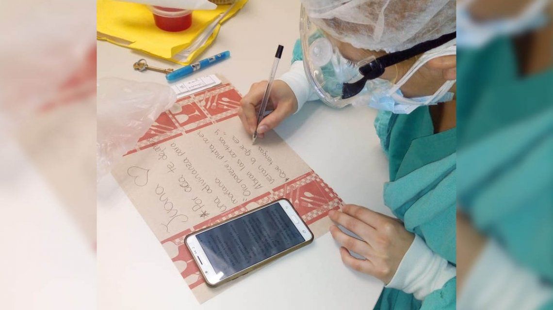 El conmovedor gesto de las trabajadoras de un hospital de Mar del Plata para los pacientes con coronavirus
