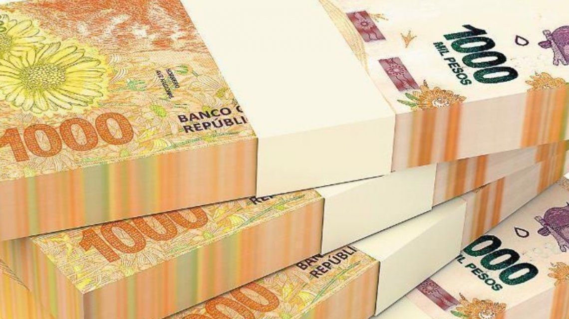 Argentina importará billetes de mil pesos desde Brasil para evitar faltantes