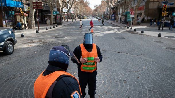 Mendoza, y otras provincias, vuelve a la Fase 1 del aislamiento por el Día del Estudiante.