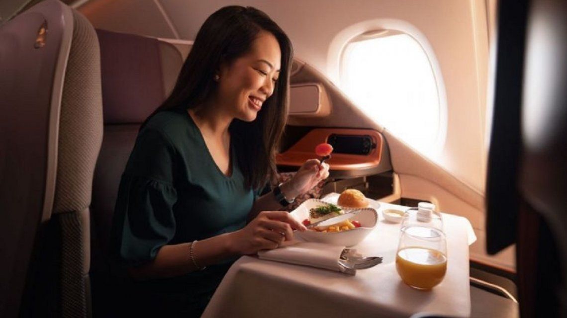 Una aerolínea transformó sus aviones en restaurantes por la crisis del coronavirus