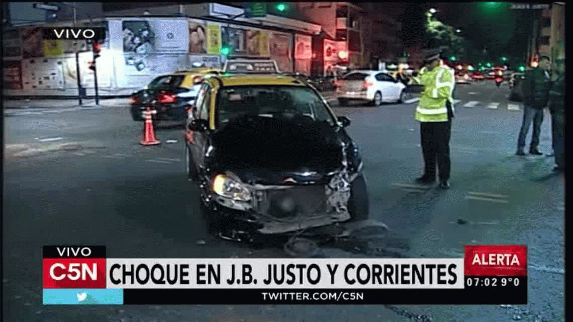 Choque En Juan B. Justo Y Corrientes: Hay Heridos | Inseguridad Vial