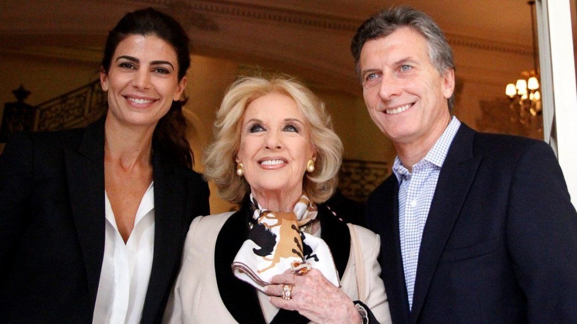 Mirtha Legrand con Macri y Awada