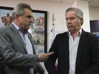 paso: agustin rossi y felipe sola bajaron sus precandidaturas presidenciales paso: agustin rossi y felipe sola bajaron sus precandidaturas presidenciales