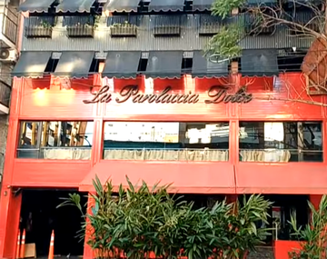 Susto por principio de incendio en una reconocida cafetería sobre Avenida Del Libertador