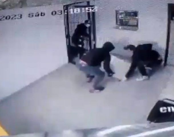 Robo comando en Moreno: se llevaron una caja fuerte con una cifra millonaria