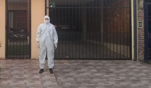 Una m&eacute;dica del Chaco est&aacute; con prisi&oacute;n domiciliaria porque tiene coronavirus y no cumpli&oacute; con el aislamiento