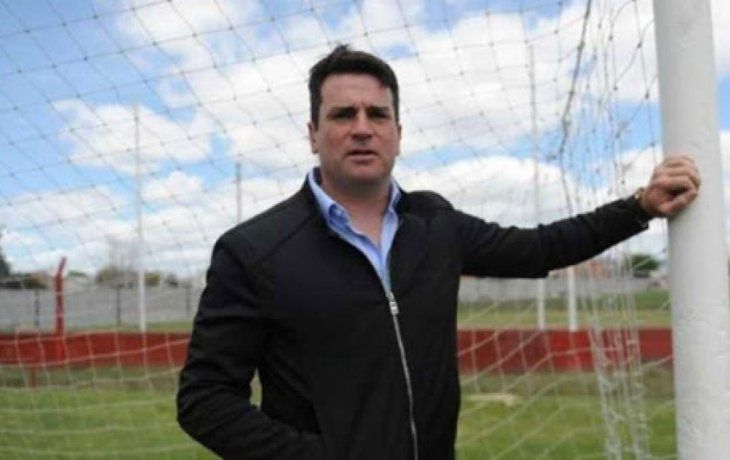 Cavallero deja de ser el manager de fútbol de Vélez