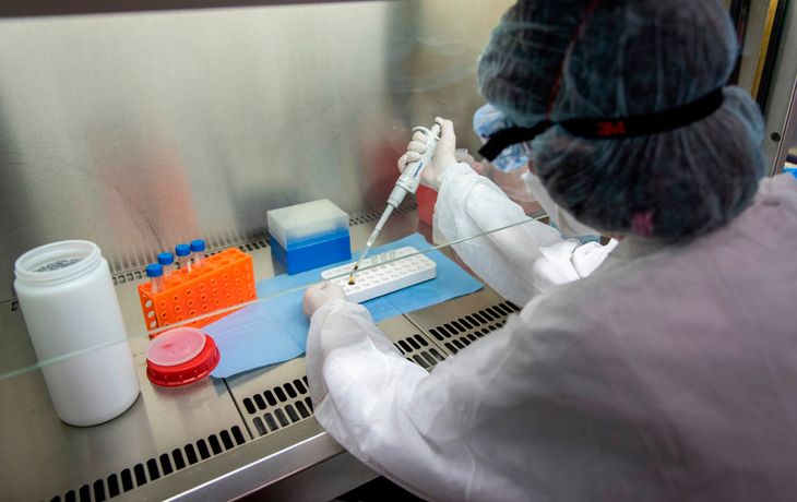 Comprueban que el remdesivir bloquea al coronavirus