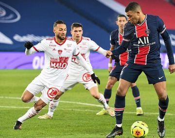 Mbappé regaló una rabona que fue viral y el PSG de Pochettino venció al Brest