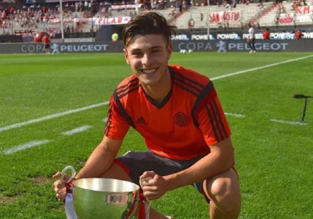 El delantero juega en la Sexta División