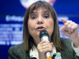 Senadora Patricia Bullrich. Senadora Patricia Bullrich.