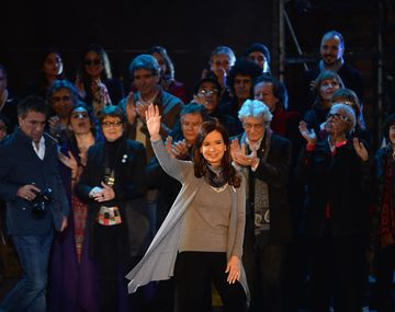 La Presidente convocó a la unidad nacional pero pidió no volver atrás