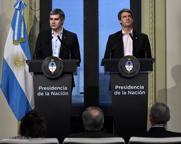 Gobierno va por un blanqueo total de la economía